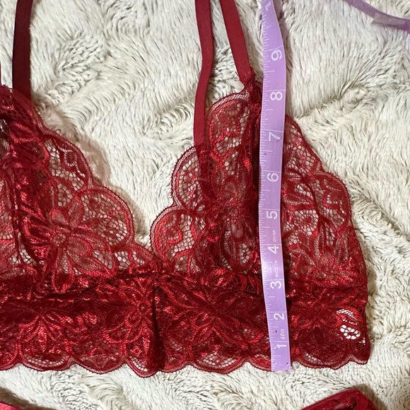 Red Lace Lingerie Set Bralette & Panties Size Medium NEW - Picture 6 of 7